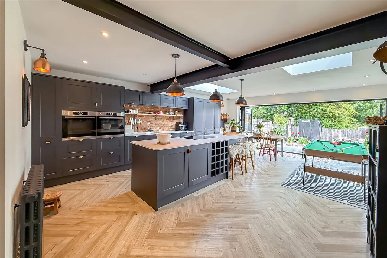 Marford Road, St. Albans, Hertfordshire, AL4 8AY, photo 2