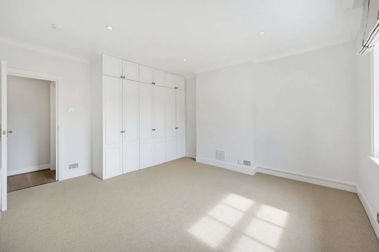 Old Brompton Road, London, SW7 3LE, photo 4