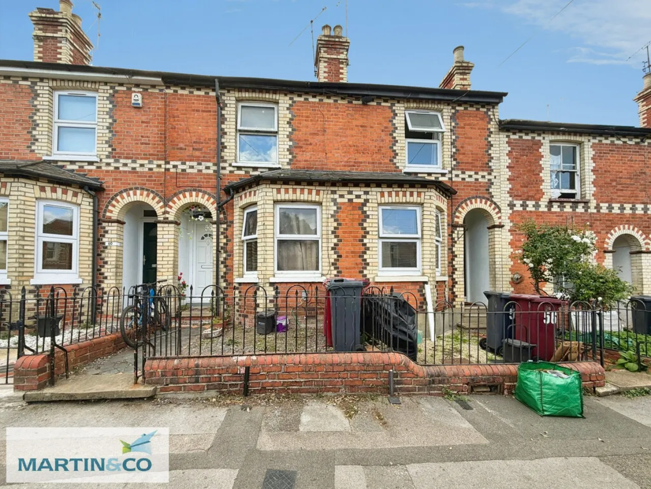 3 bed house to rent — Highgrove Street, Reading