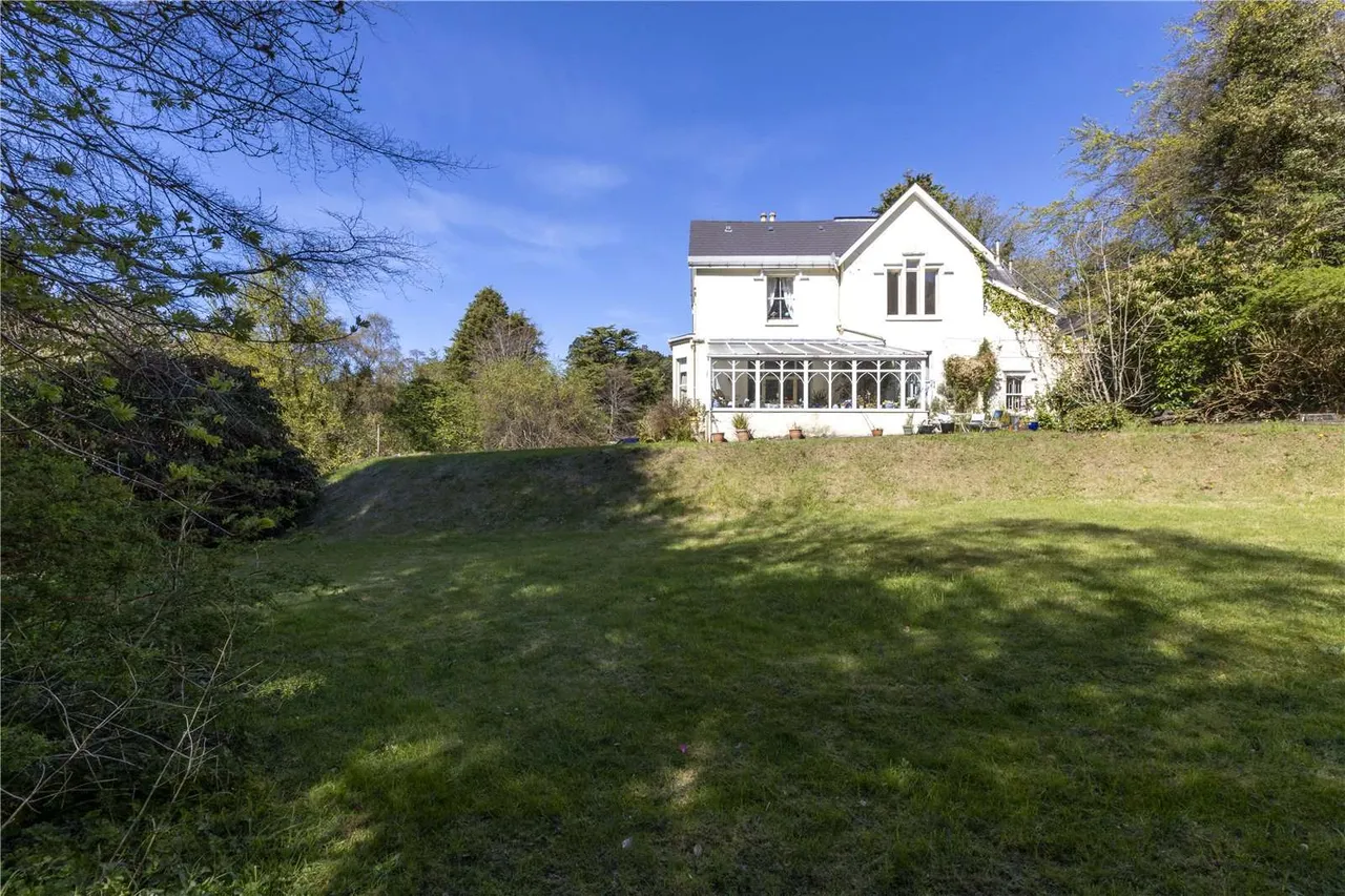 Glenlyon, Victoria Road, Holywood, County Down, BT18 9BG, photo 5
