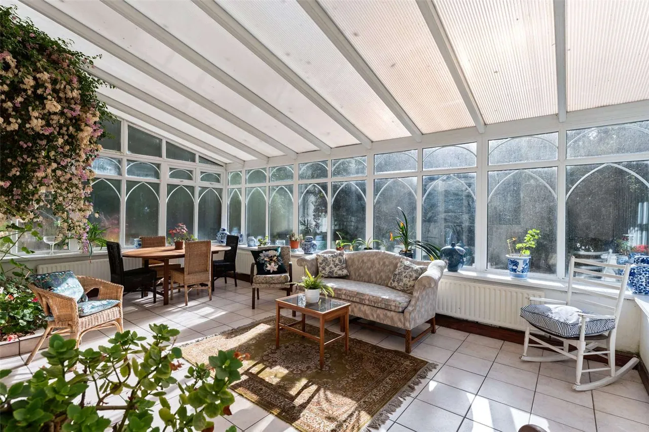 Glenlyon, Victoria Road, Holywood, County Down, BT18 9BG, photo 10
