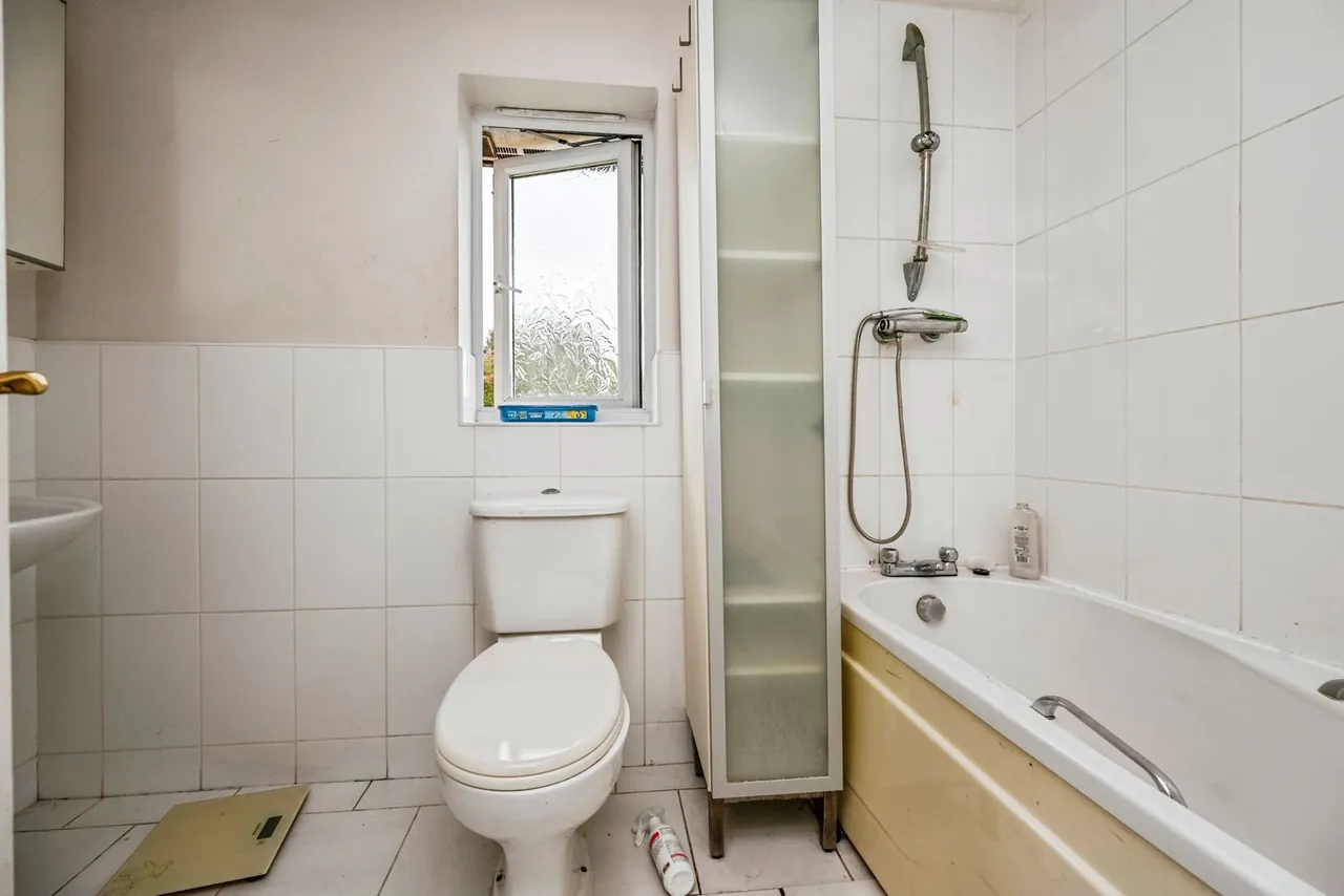 Clough Road, Halewood, L26, photo 8