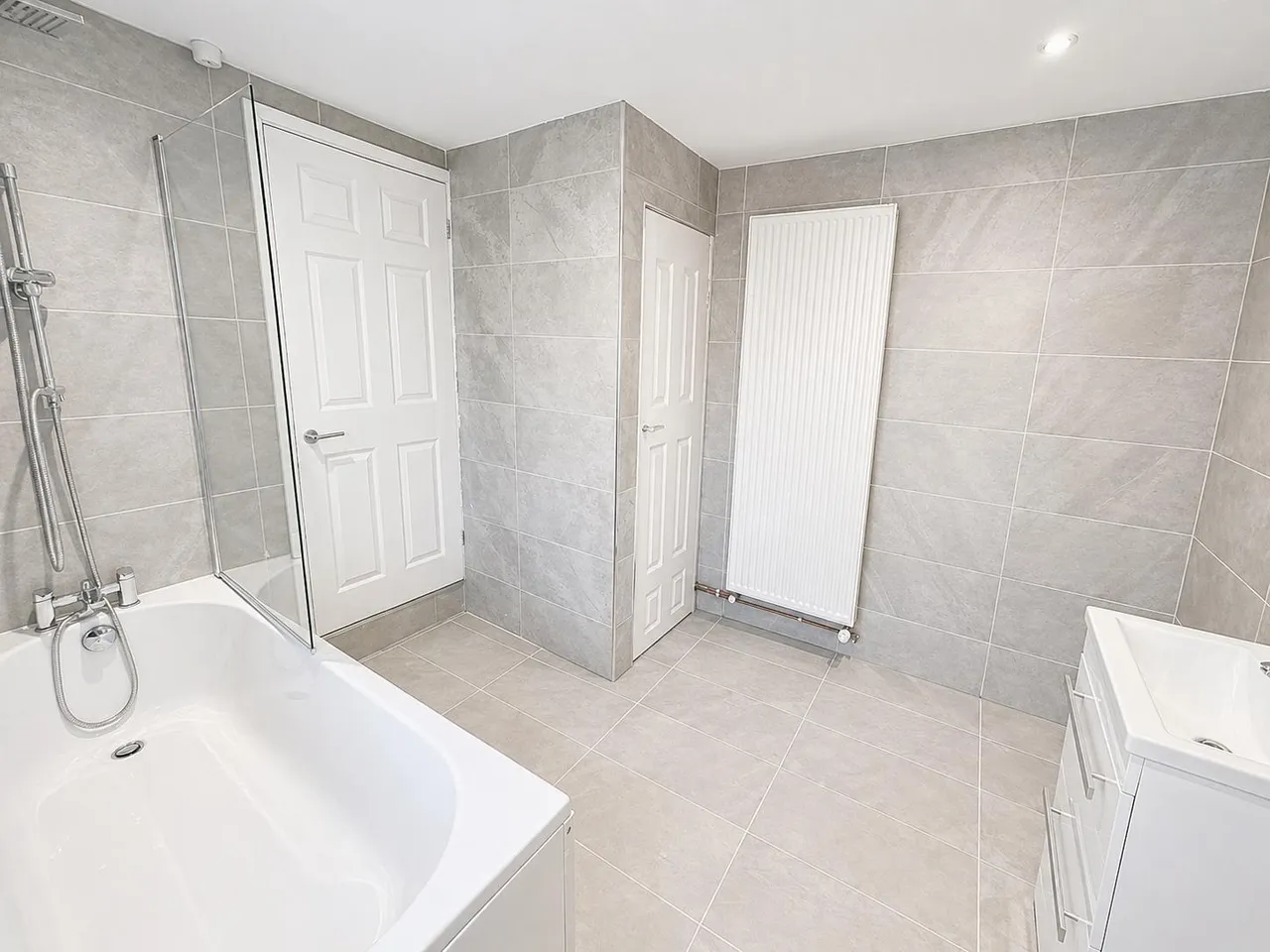 Clifton Crescent, Aberdare, CF44, photo 12