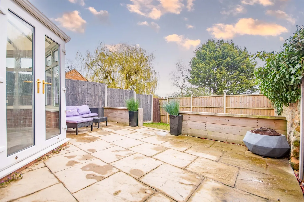 Plough Close, Kettering, NN14, photo 11