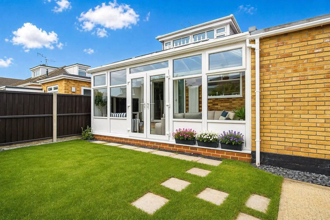 Wren Close, Leigh-on-Sea, Essex, SS9, photo 14