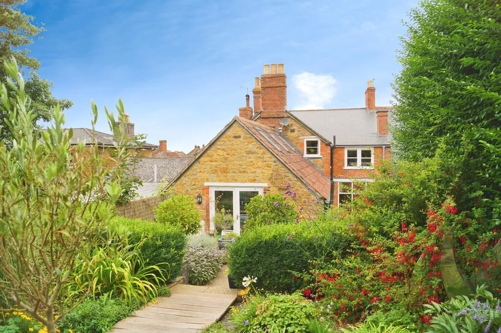 3 bed flat to rent, Fore Street, Castle Cary, BA7