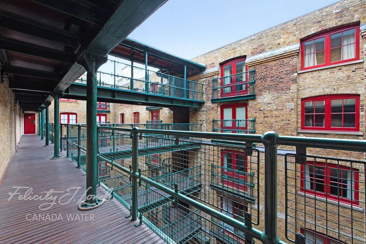 Rotherhithe Street, London, photo 12