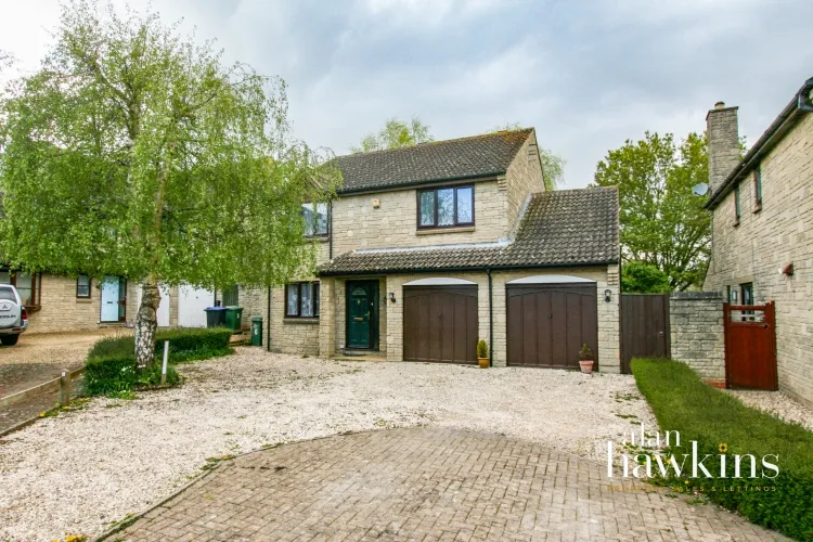 4 bed house to rent, Let, Register your interest, SN15