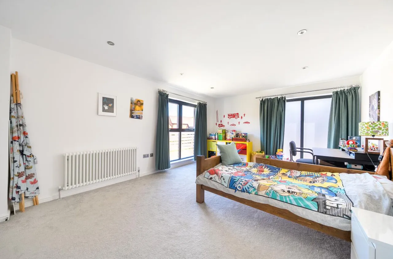 Stunning Contemporary Residence, Grafty Green, photo 23