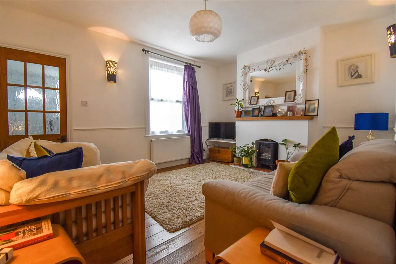 Lower Newport Road, Aldershot, Hampshire, GU12 4QB, photo 2