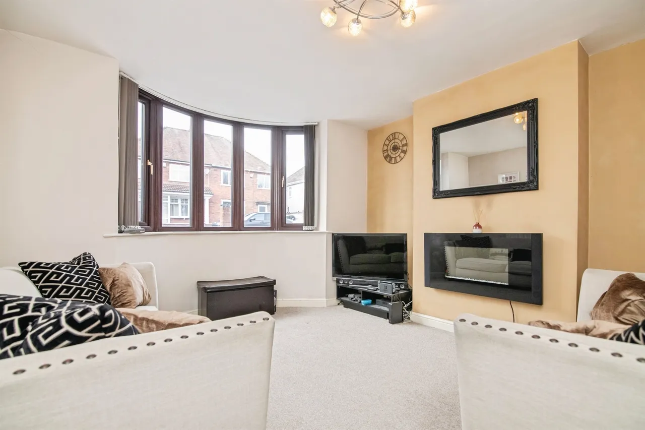 Cromwell Drive, Dudley, photo 2