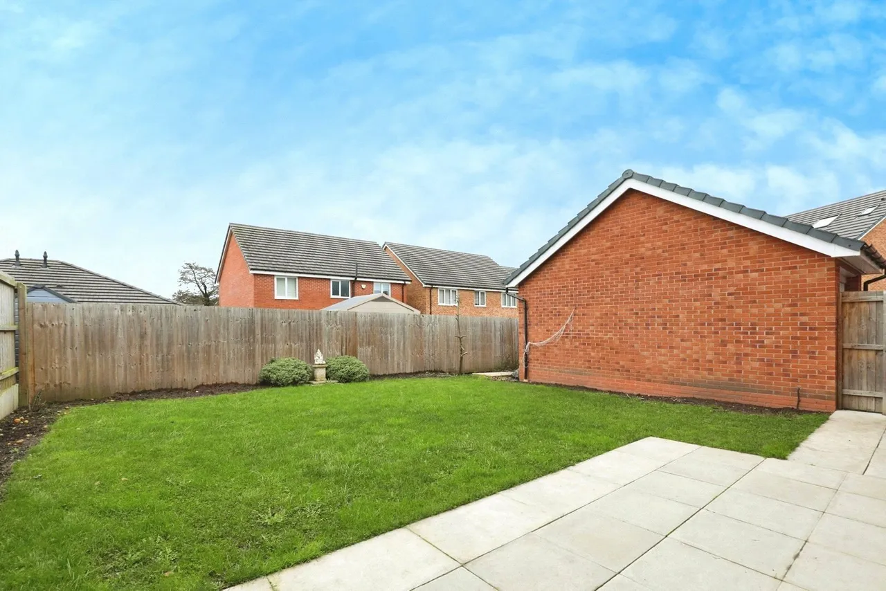Alfred King Close, CREWE, Cheshire, CW2, photo 16