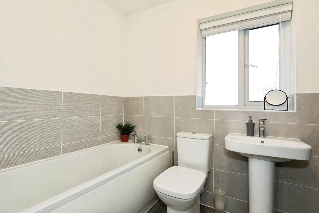 Alfred King Close, CREWE, Cheshire, CW2, photo 15