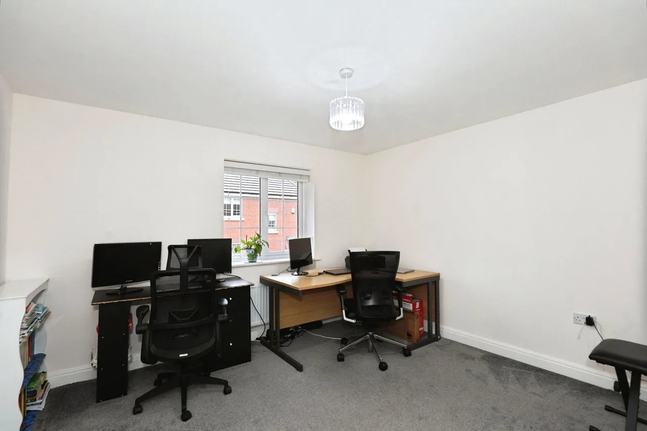 Alfred King Close, CREWE, Cheshire, CW2, photo 13