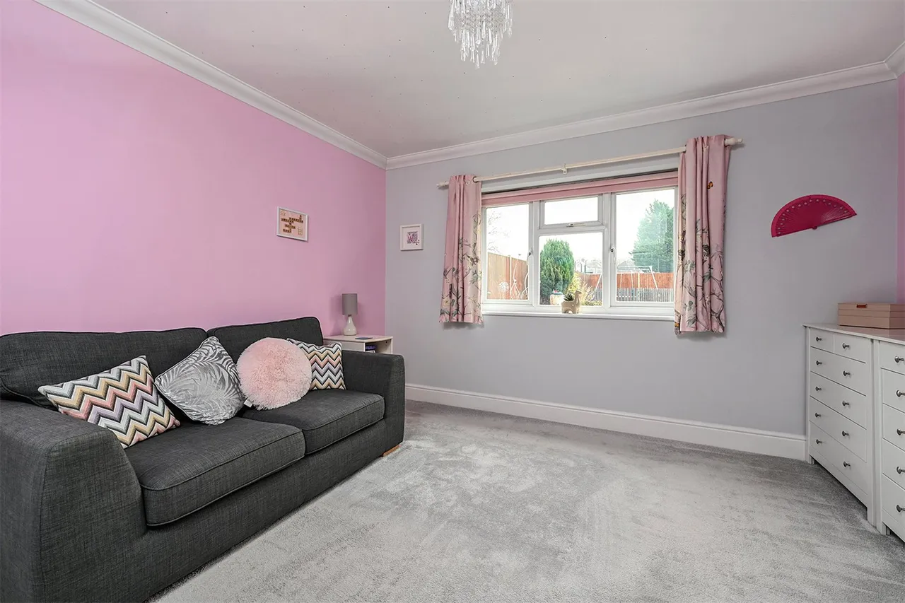 Shawfield Road, Ash, Guildford, Surrey, GU12 6SQ, photo 13