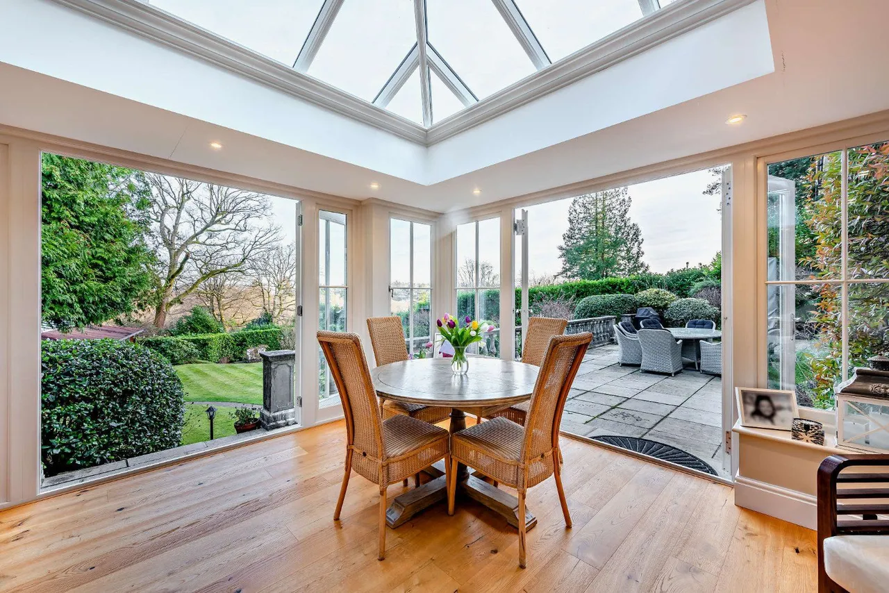 Farnham Lane, Haslemere, Surrey, GU27 1EU, photo 10