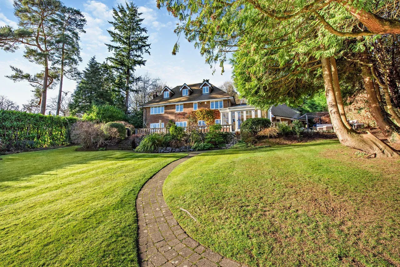 Farnham Lane, Haslemere, Surrey, GU27 1EU, photo 9