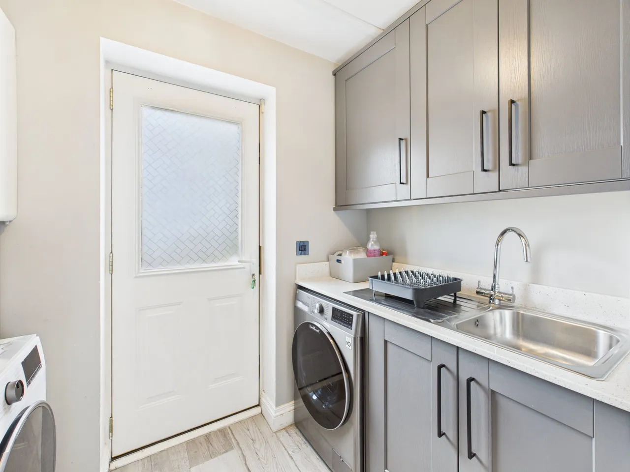 Kingsdown Close, Weston, CW2, photo 12