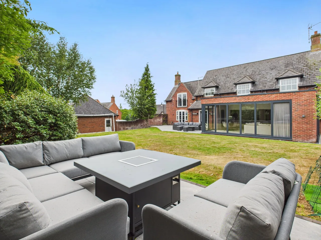 Kingsdown Close, Weston, CW2, photo 38