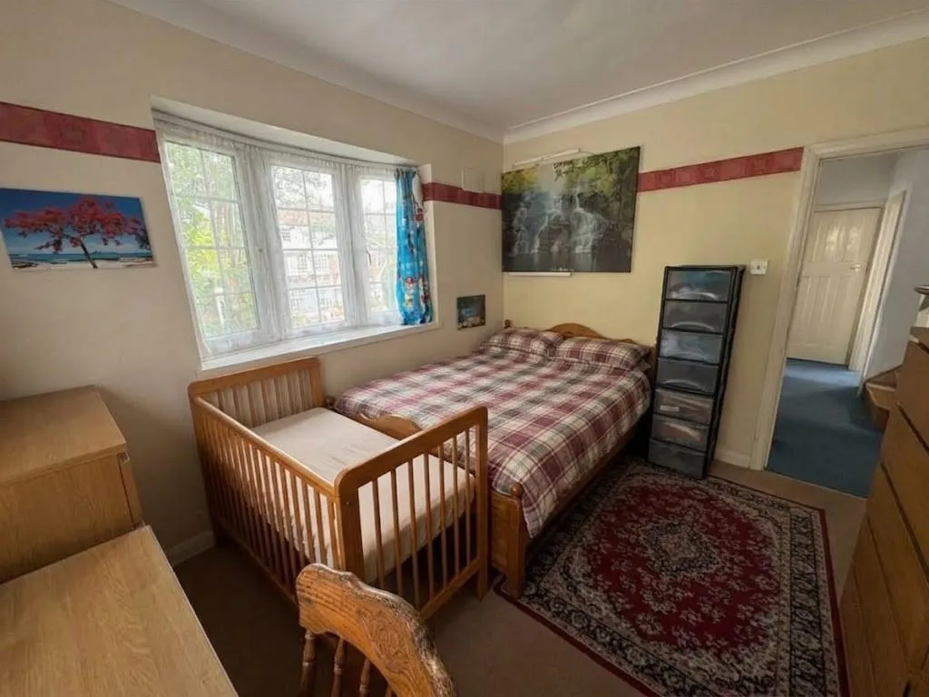 Devonshire Road, Mill Hill, NW7, photo 11