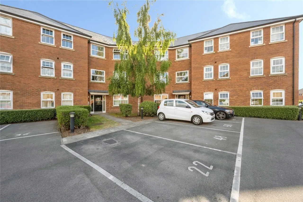 Windermere Drive, Doncaster, South Yorkshire, DN4, photo 13