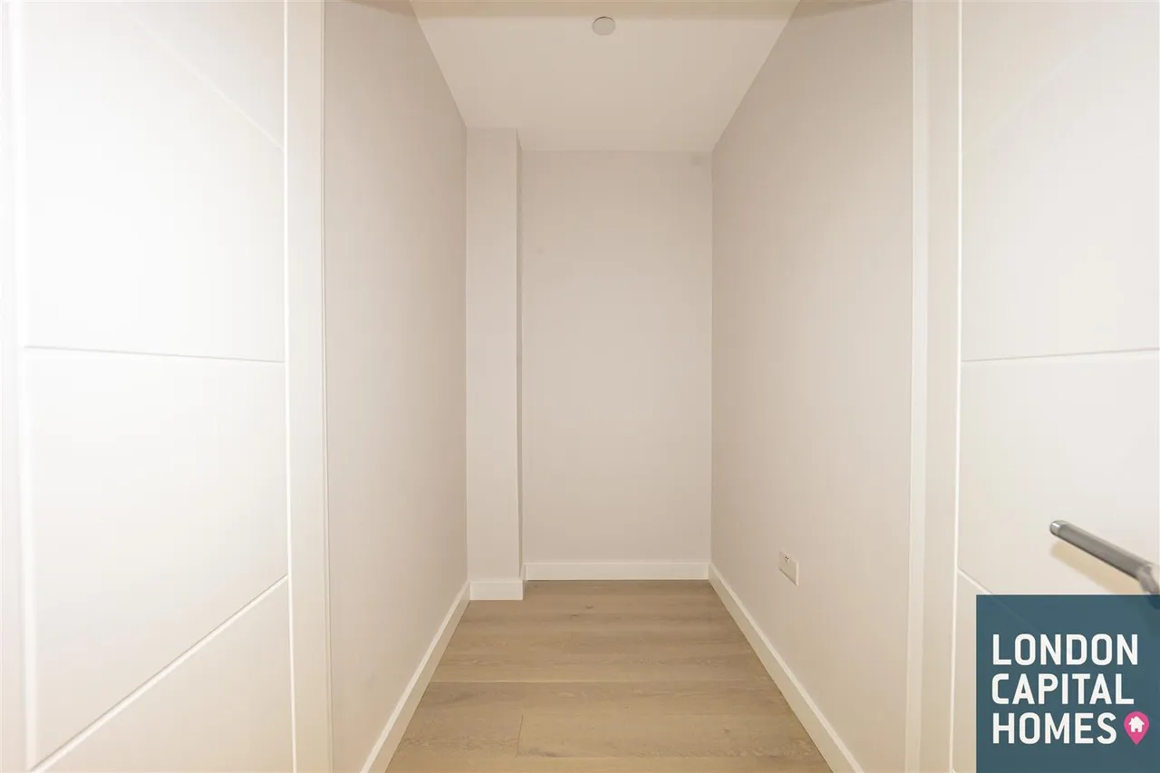 Ufford Street, London, photo 10