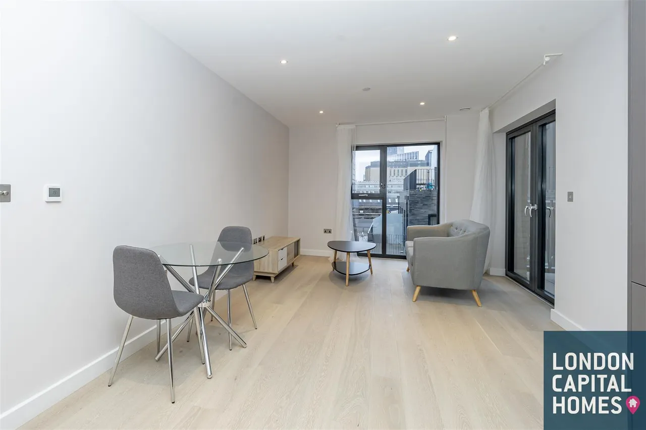 Ufford Street, London, photo 4