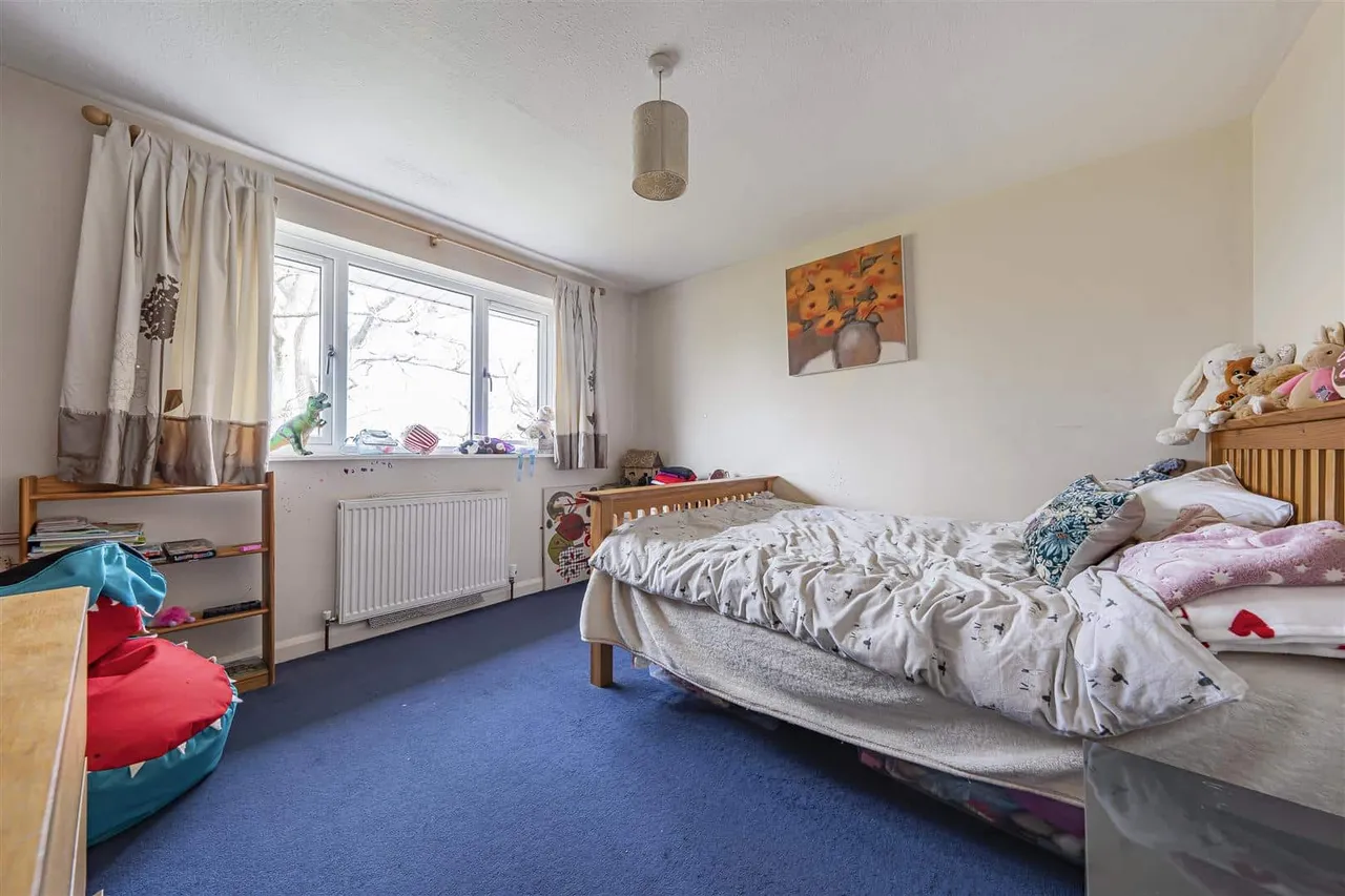 Birch Grove, Windsor, Berkshire, SL4 5RT, photo 10