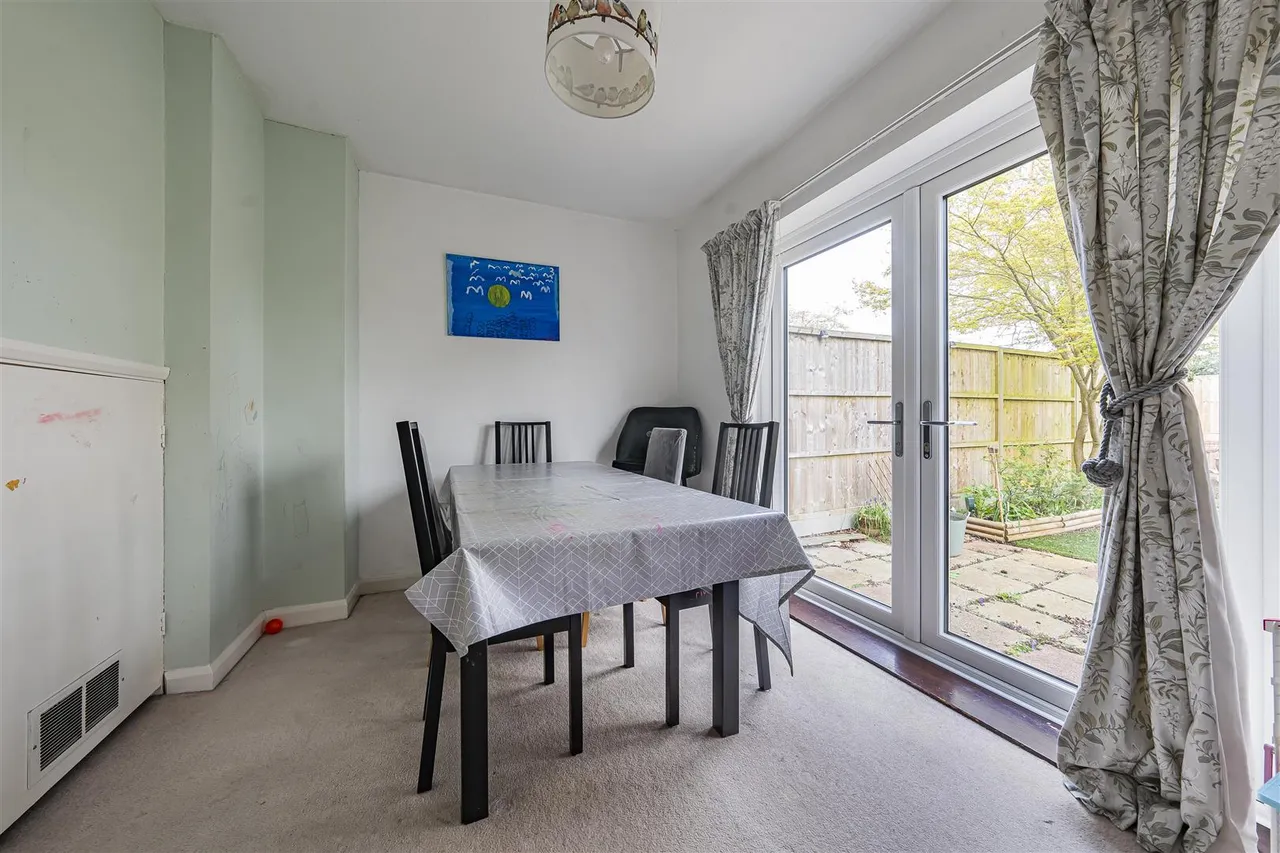 Birch Grove, Windsor, Berkshire, SL4 5RT, photo 5