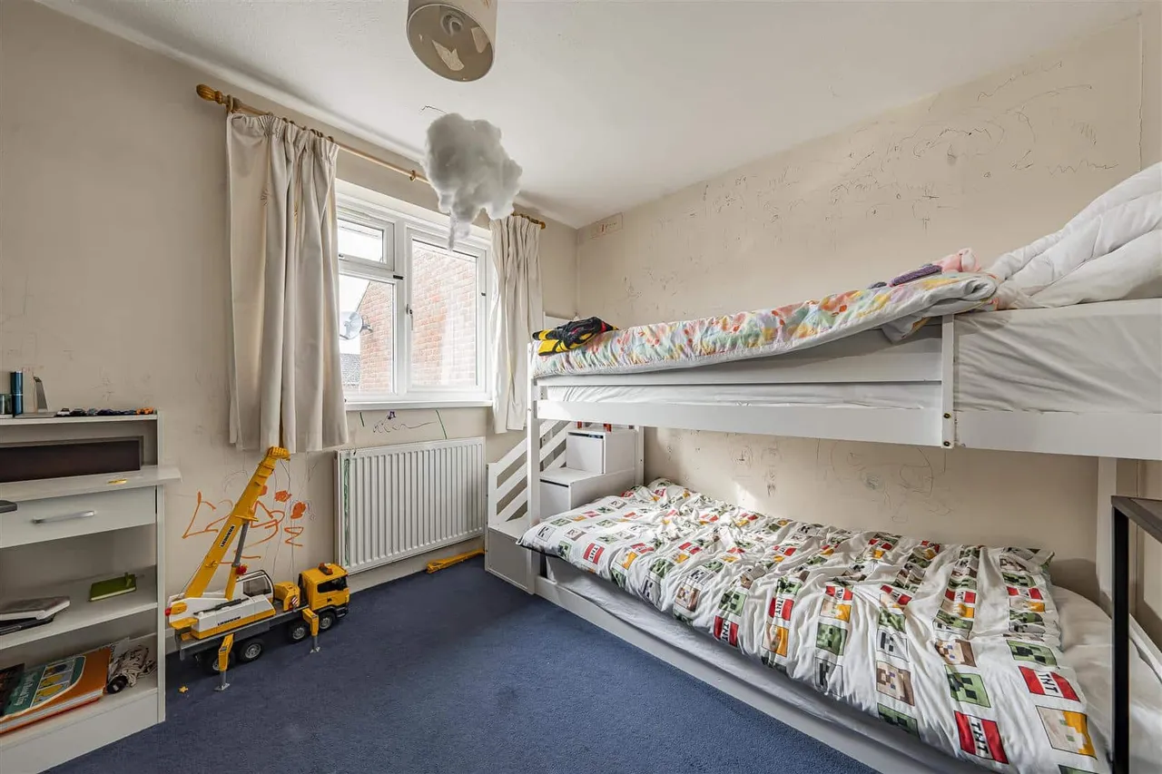 Birch Grove, Windsor, Berkshire, SL4 5RT, photo 11