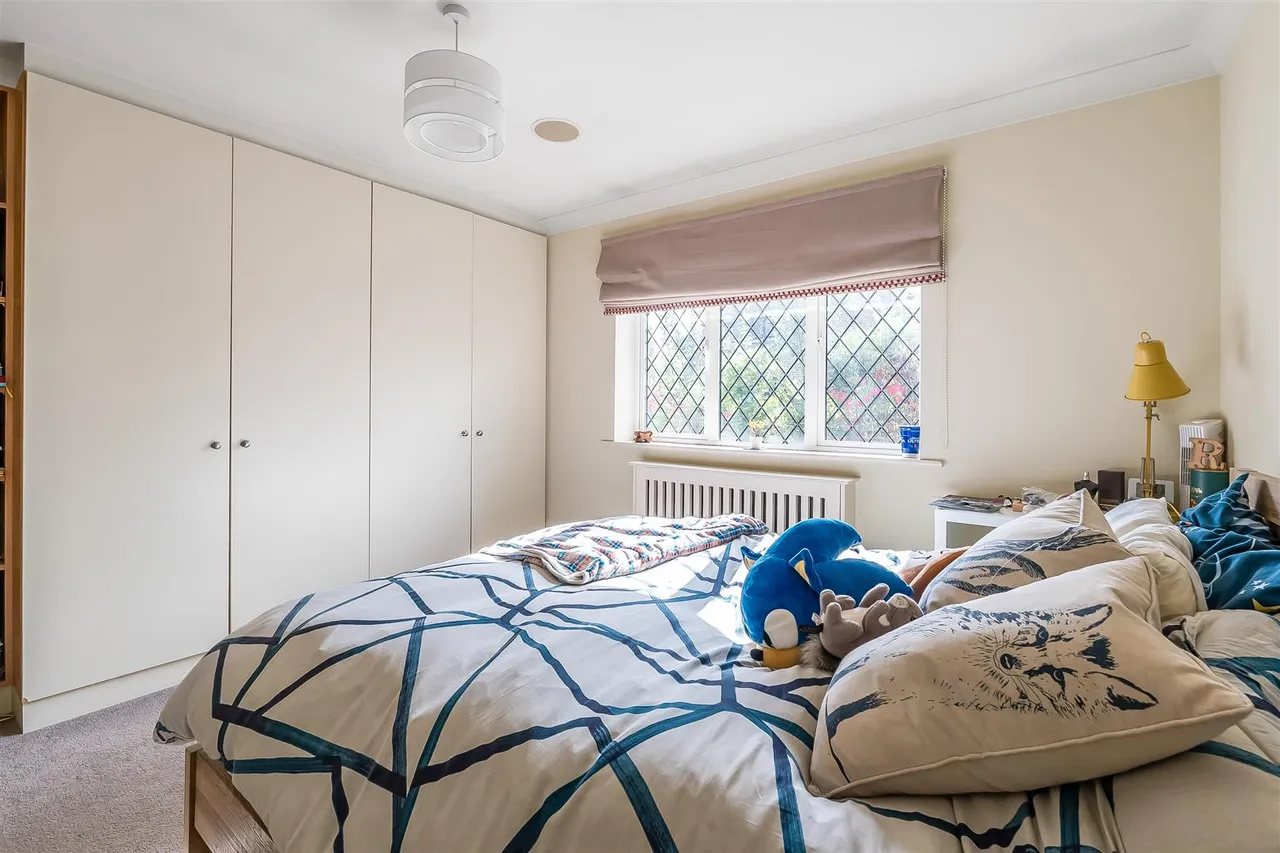 Park Lane, Ashtead, KT21, photo 11