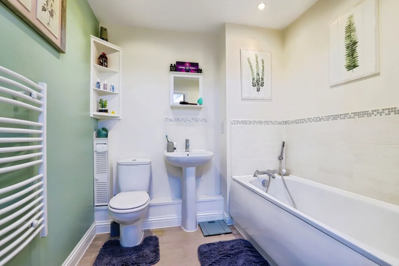 Lywood Drive, Sittingbourne, ME10, photo 8