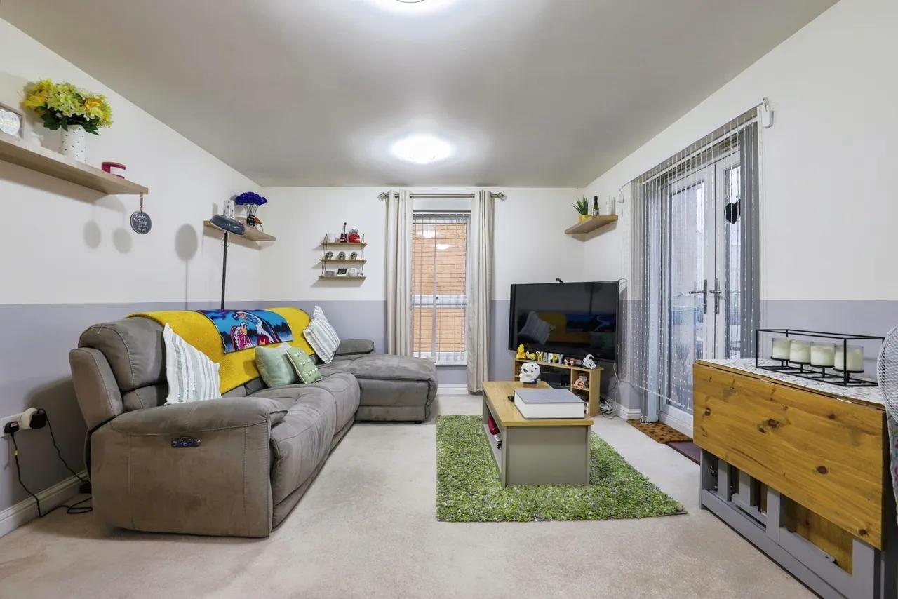 Lywood Drive, Sittingbourne, ME10, photo 12