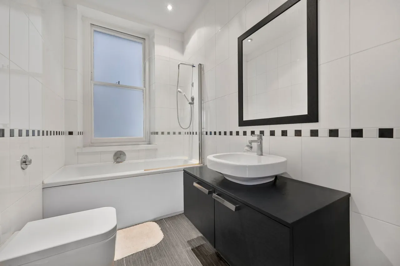 Ridgmount Gardens, London, WC1E, photo 11
