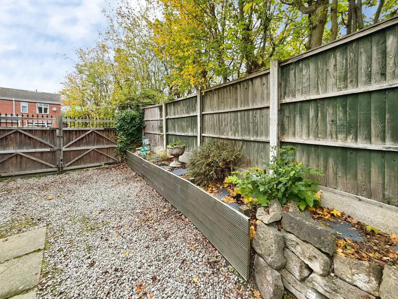 May Tree Croft, Sheffield, S20, photo 30