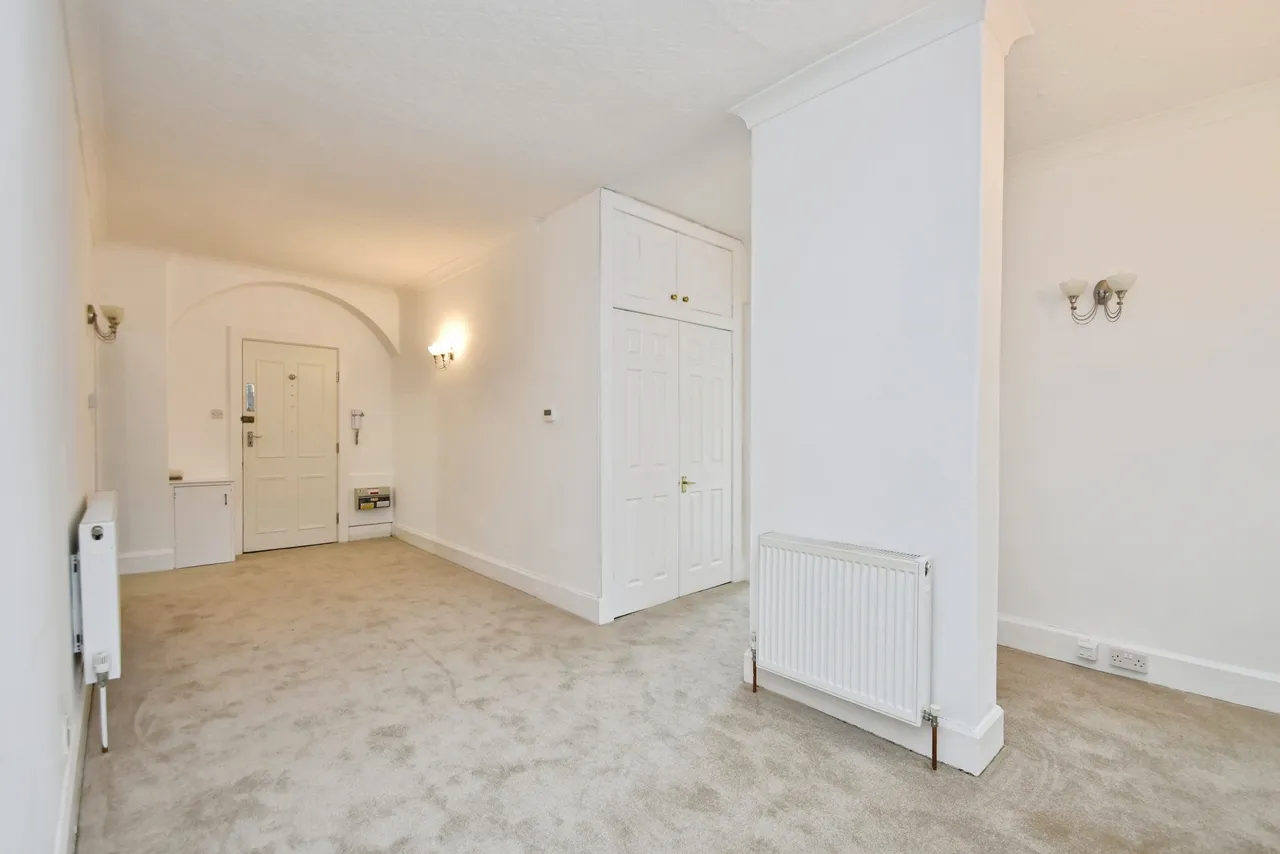 Victoria Road, Harrogate, photo 5