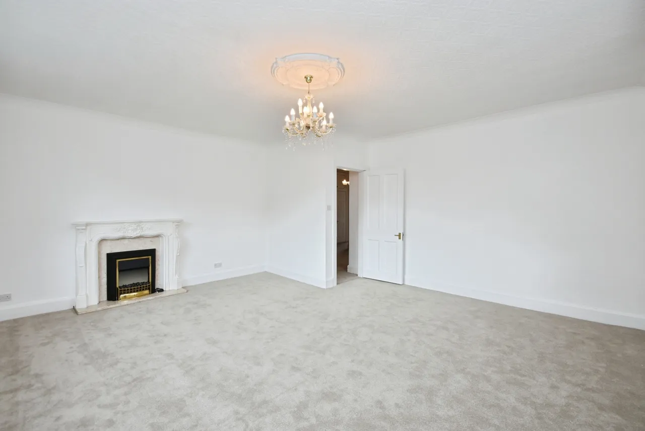 Victoria Road, Harrogate, photo 6