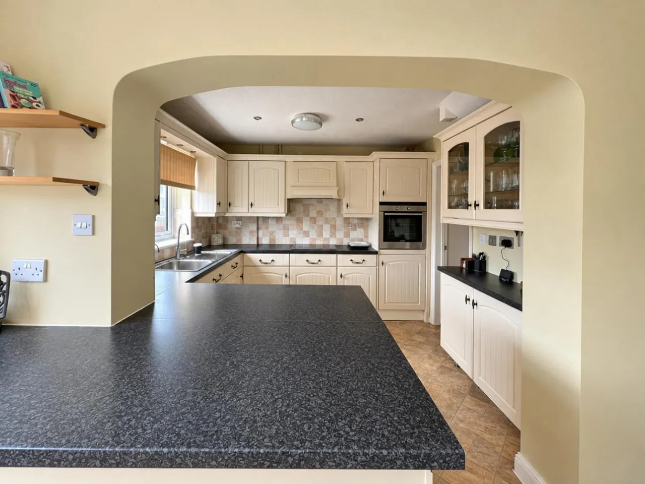 Beyon Drive, Cam, Dursley, GL11 5JW, photo 2