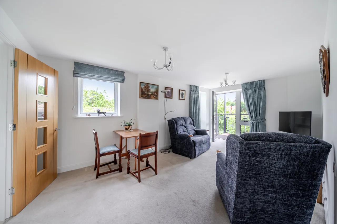 Pegs Lane, Hertford, SG13, photo 4