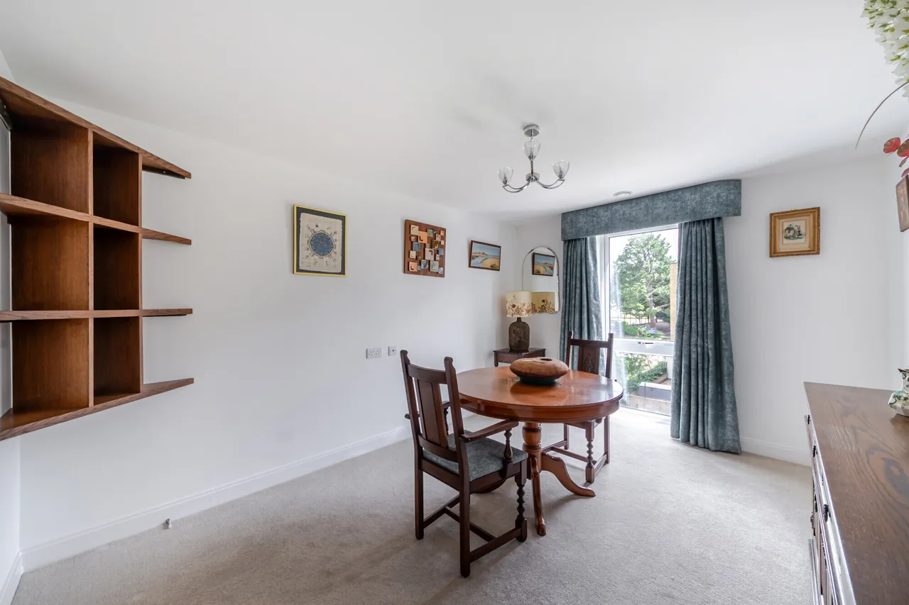 Pegs Lane, Hertford, SG13, photo 6