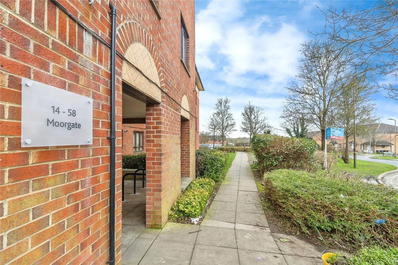 Moorgate, Leadenhall, MK6, photo 16