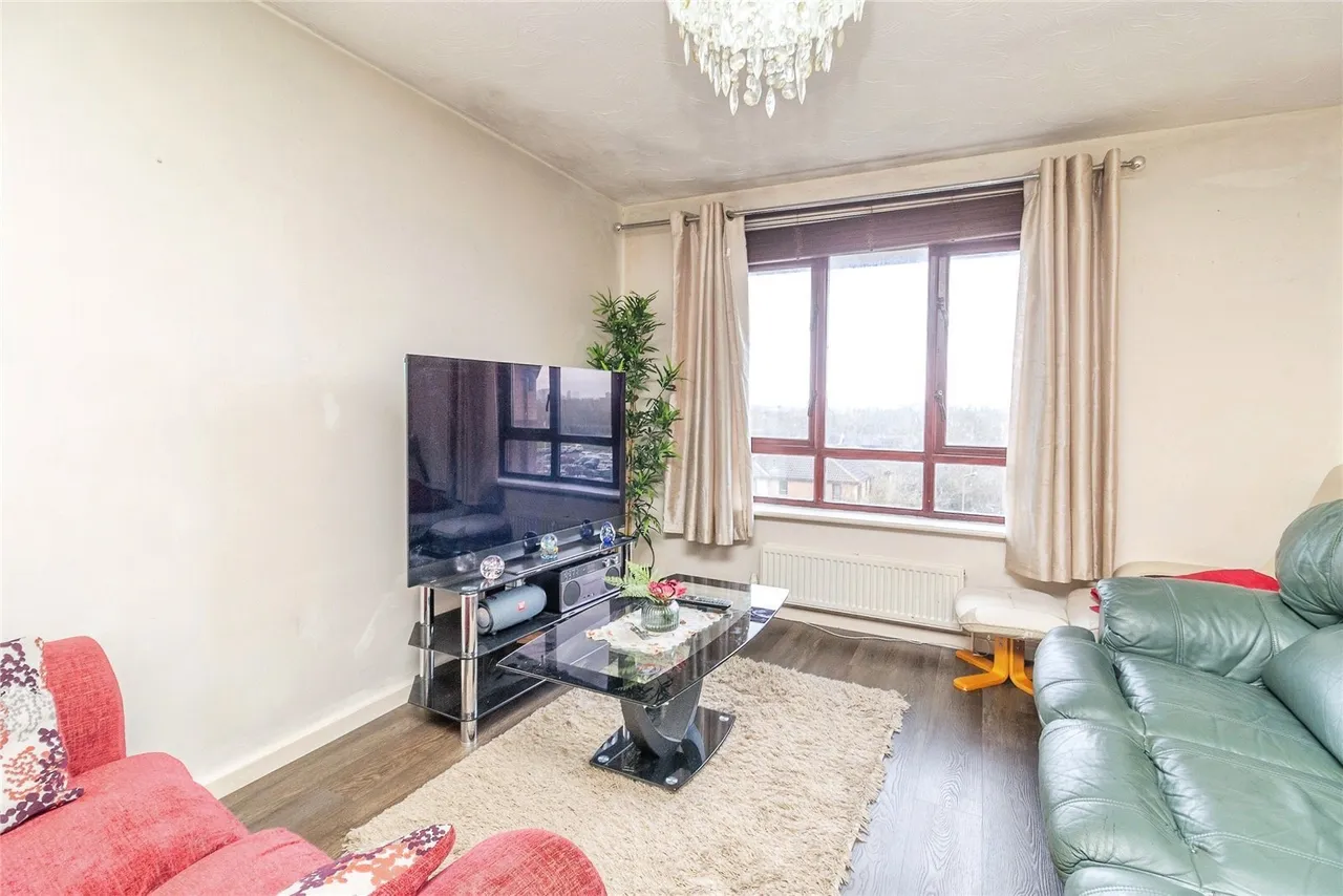 Moorgate, Leadenhall, MK6, photo 2