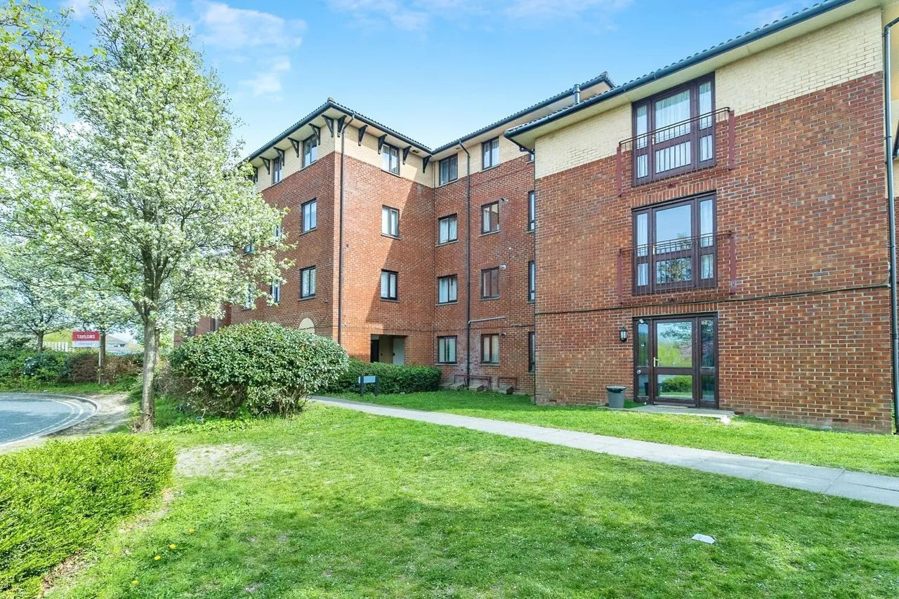Moorgate, Leadenhall, MK6, photo 4