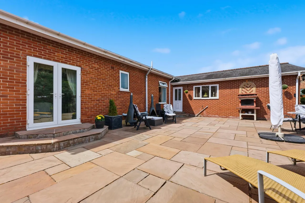 Melton Green, Rotherham, S63, photo 28