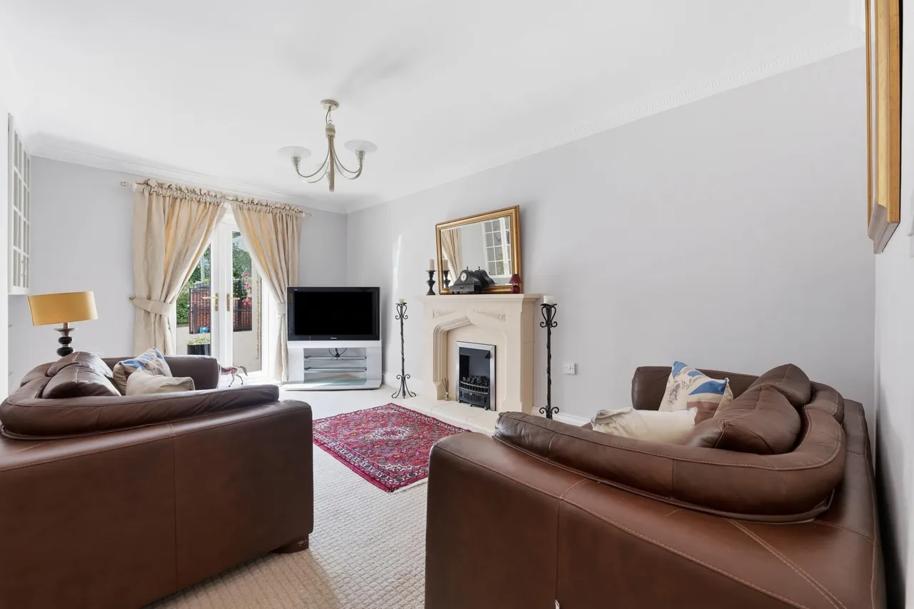 Melton Green, Rotherham, S63, photo 36