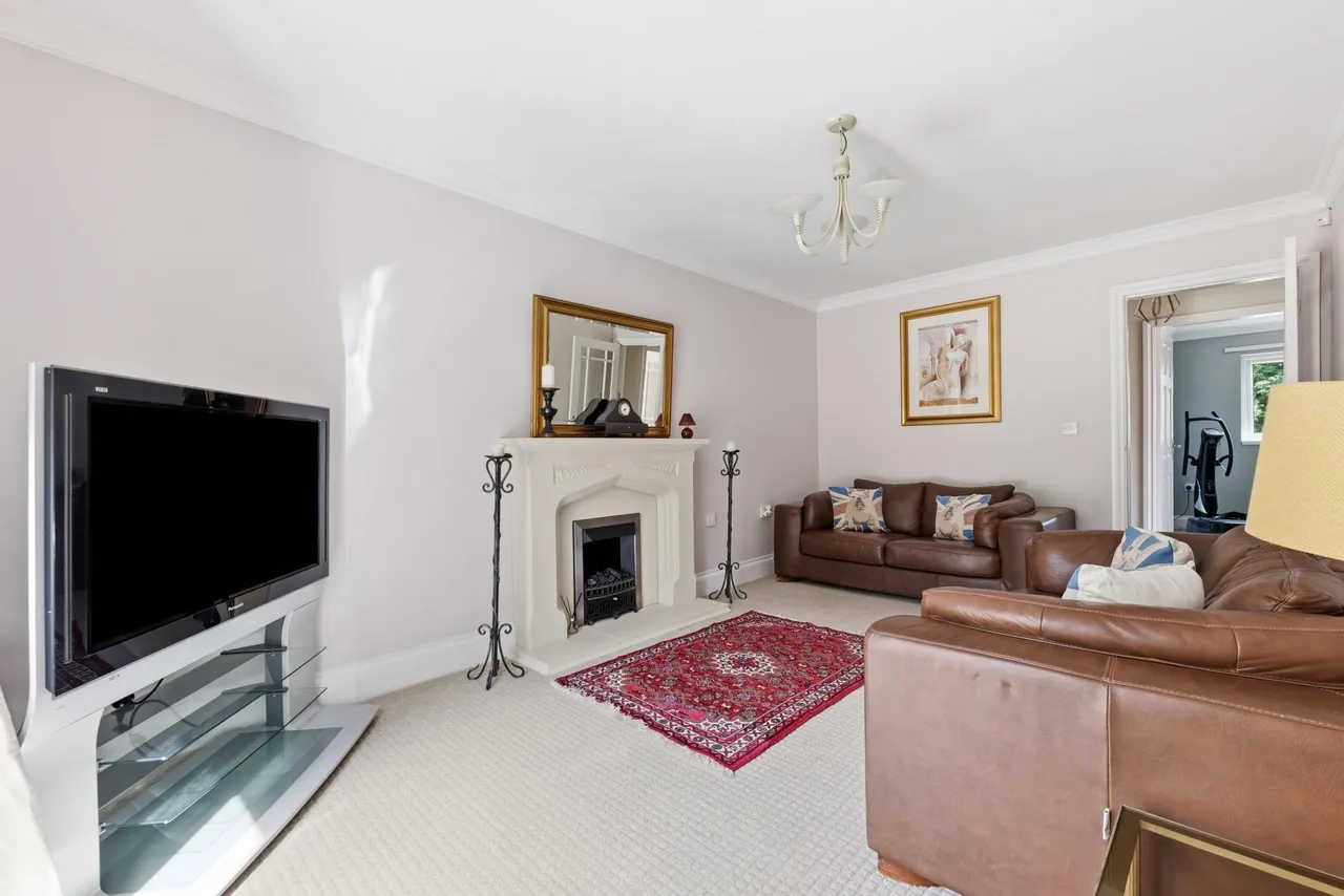 Melton Green, Rotherham, S63, photo 37