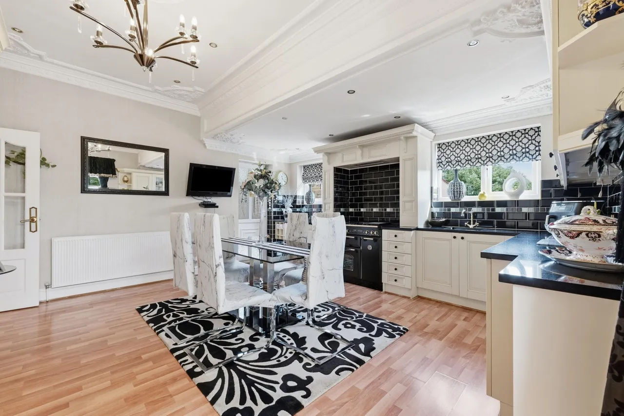 Melton Green, Rotherham, S63, photo 7