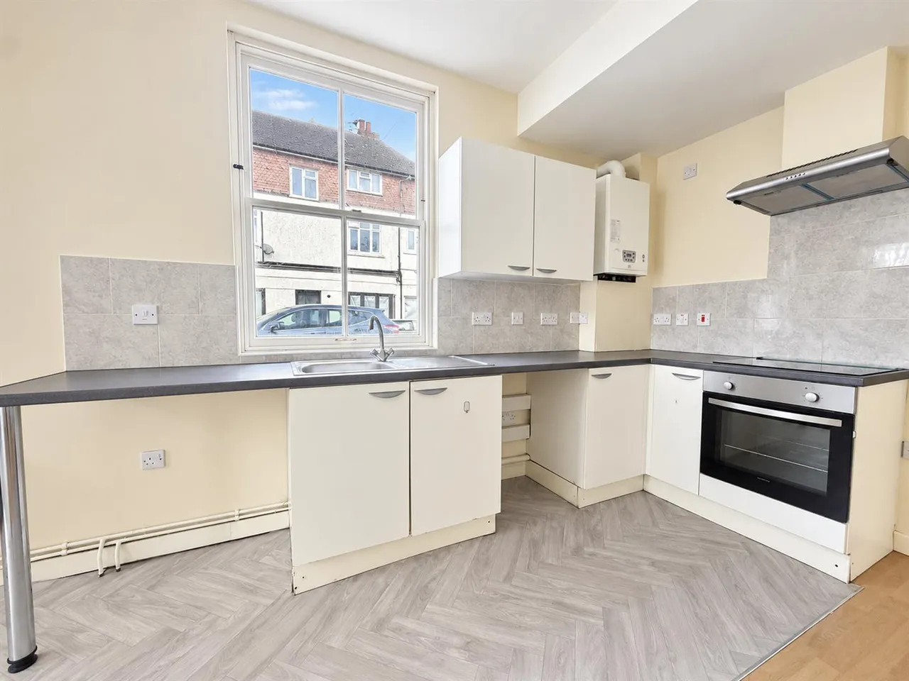 Seaside, Eastbourne, BN22 7NG, photo 8