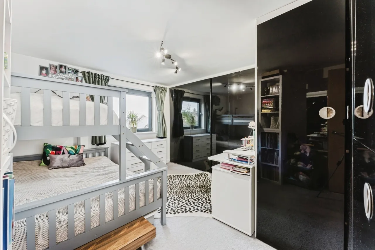 Forest Lane, London, E15, photo 10