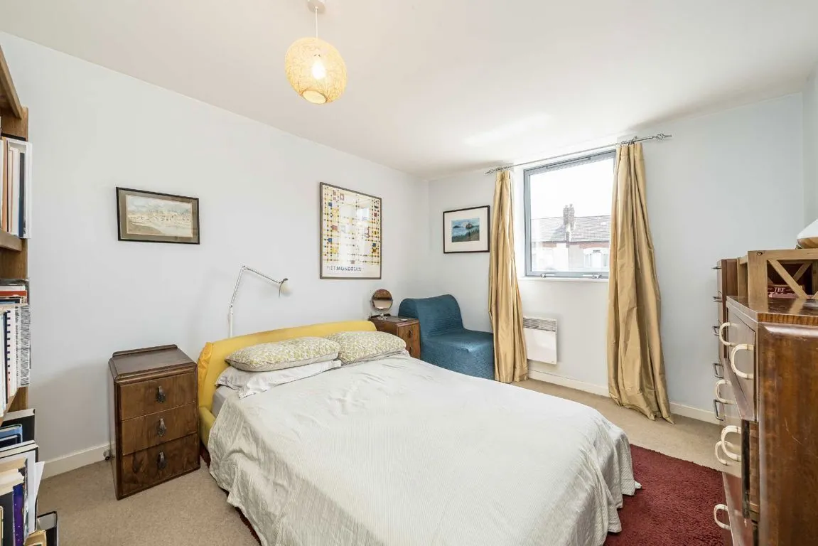 Mitcham Road, SW17, photo 5
